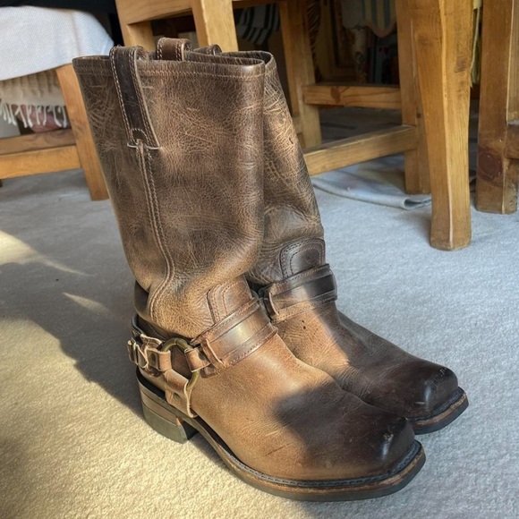 FRYE Harness Boots - Picture 2 of 6